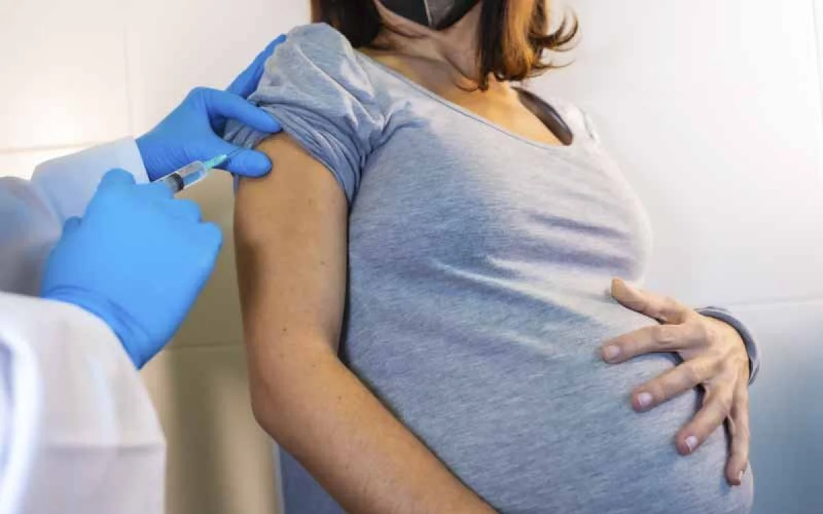 Refuerzan la vacunación en centros de salud y destacan la importancia de completar esquemas Refuerzan la vacunación en centros de salud y destacan la importancia de completar esquemas