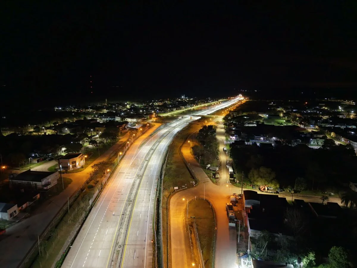 Autovía del Mercosur puso en valor la iluminación del cruce vial de Ubajay