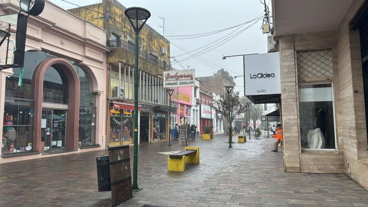 Anticipan un jueves con lluvias y bajas temperaturas: el tiempo mejoraría desde el viernes Anticipan un jueves con lluvias y bajas temperaturas: el tiempo mejoraría desde el viernes
